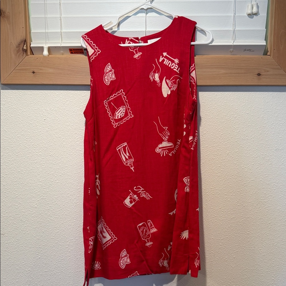 Red Sleeveless Printed Shift Dress